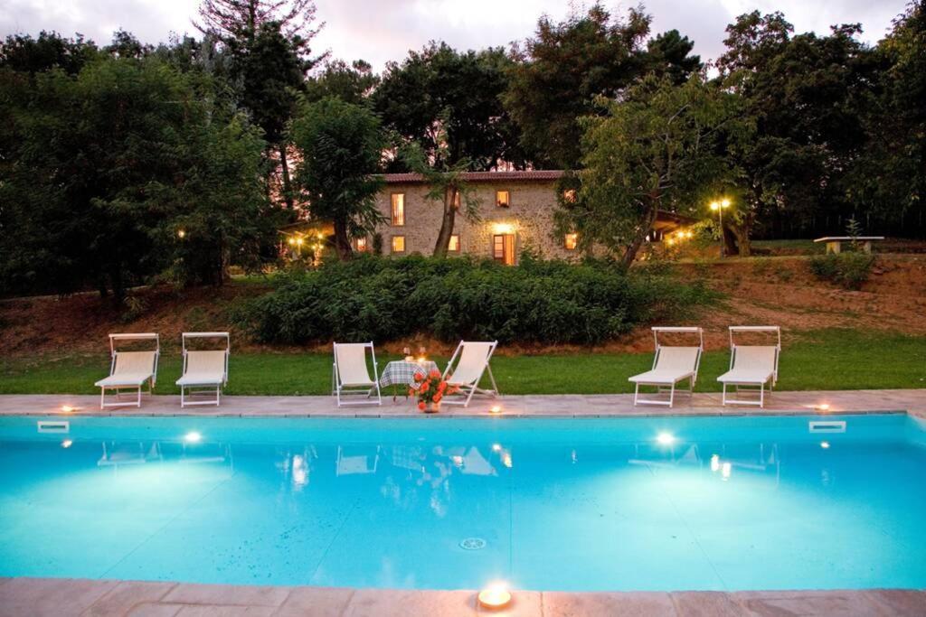 Villa Liz Tuscany, Private Pool, Hot Tub, Property Fenced, Pets Allowed Поппі Екстер'єр фото