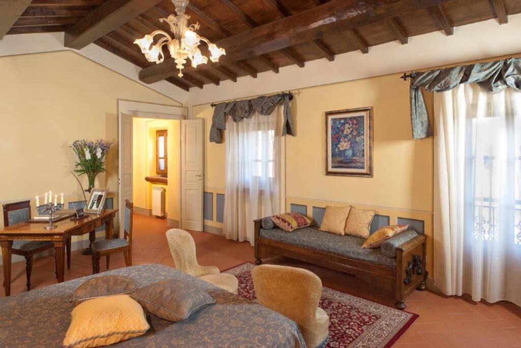 Villa Liz Tuscany, Private Pool, Hot Tub, Property Fenced, Pets Allowed Поппі Екстер'єр фото